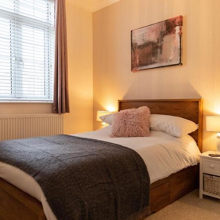 Luxury Living, Stylish Modern Apartment In The Heart Of Ryde Ryde  Exteriér fotografie