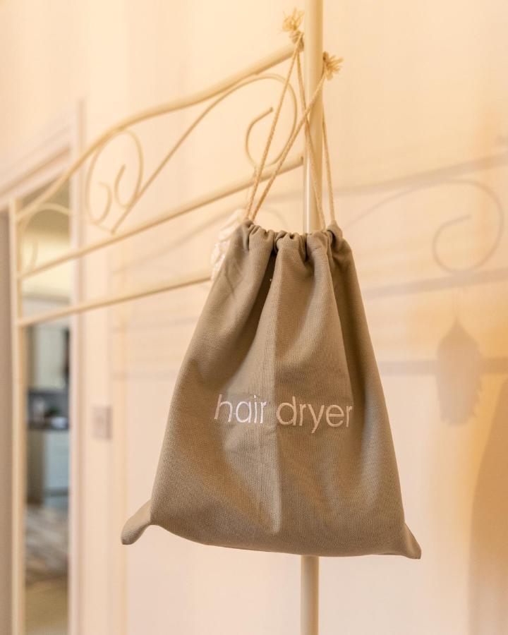 Luxury Living, Stylish Modern Apartment In The Heart Of Ryde Ryde  Exteriér fotografie