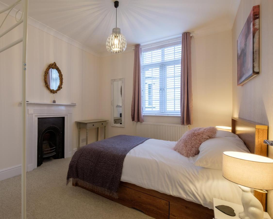 Luxury Living, Stylish Modern Apartment In The Heart Of Ryde Ryde  Exteriér fotografie